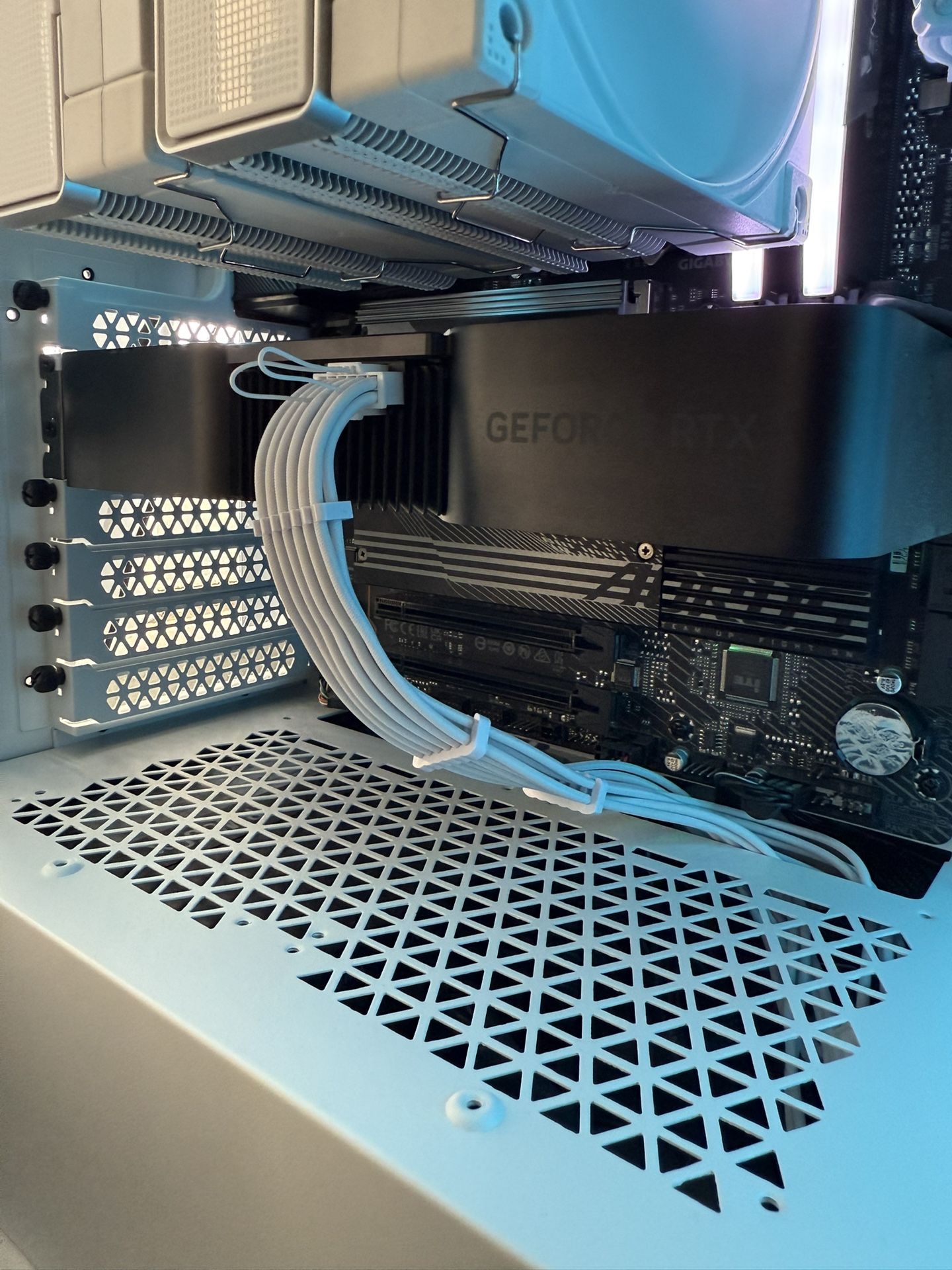 RTX 4070 Super 12 gb FE