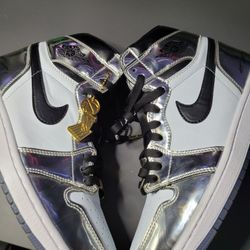 Jordan 1 Retro High
Think 16 Pass the Torch