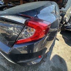 2016-2021 HONDA CIVIC SEDAN TAILLIGHT RIGHT PASSENGER SIDE