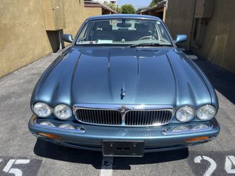 2001 Jaguar XJ8