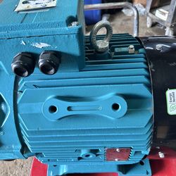 30 HP ELECTRIC MOTOR NEW