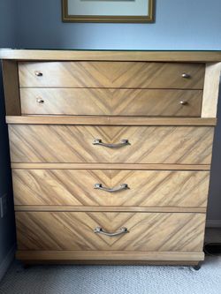 Vintage 50’s Style Dresser Set