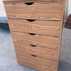 Five Drawers Dresser 
