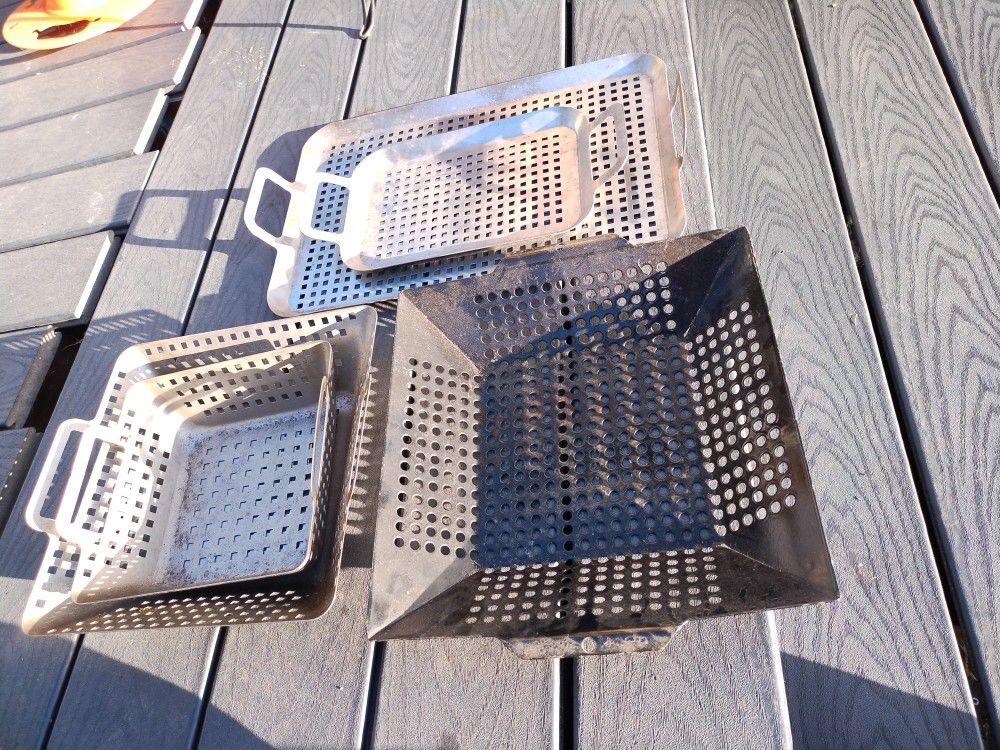 Grilling Pan Stainless Steel: Heavy Duty BBQ Grill Topper Vegetable Grill Tray