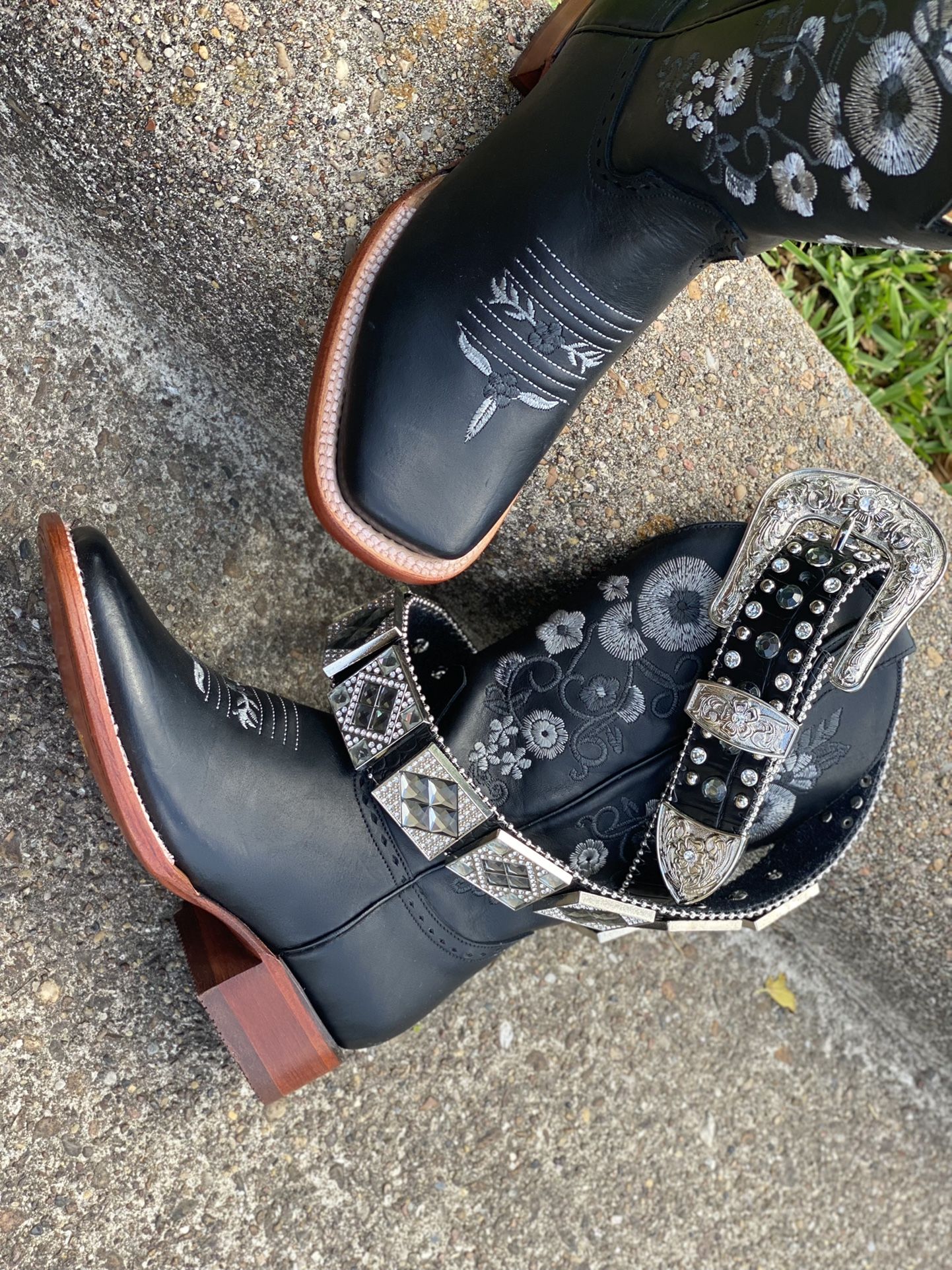 Women’s  Leather Boots and Belt Set Ariat Women main image 3