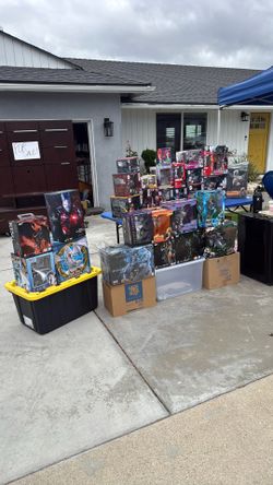 YARD SALE: One Piece, YuGiOh, Demon Slayer, Naruto