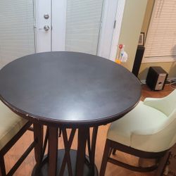 Hightop Kitchen/Dinning Table Set $250 OBO