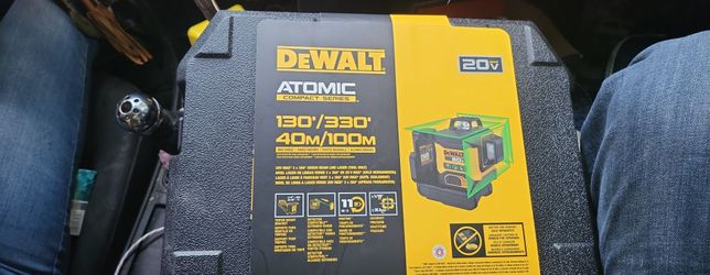 BRAND NEW DEWALT LASER