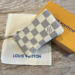 Louis Vuitton White Monogram Leather Key Chain Pouch Zip With Box