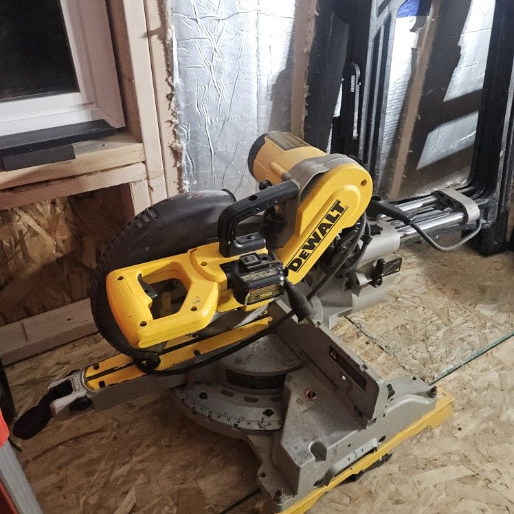Dewalt