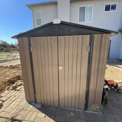 Outdoor Shed 6’x4’