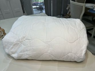 Premium King Size White Cotton Quilted Mattress Pad- Deep Gripping Pockets