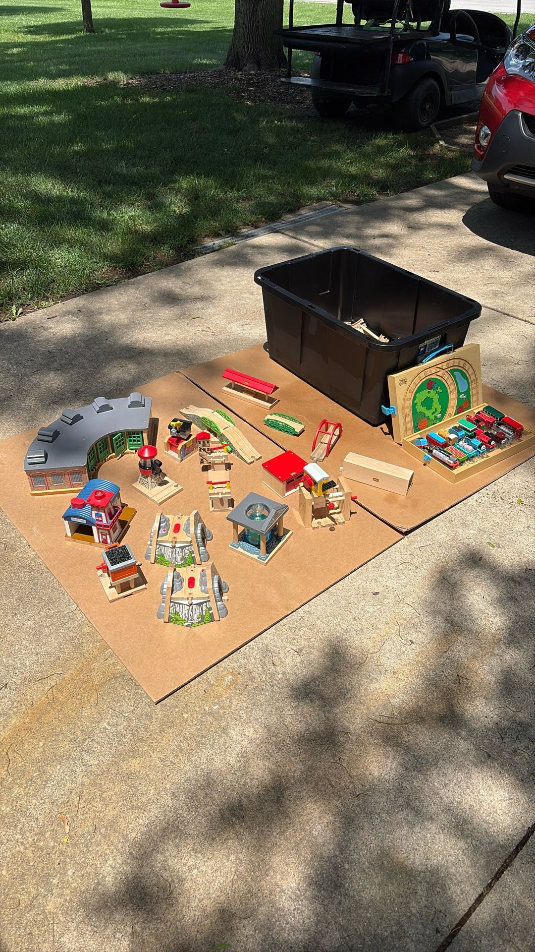 Thomas Train Accessories Multiple Engines And Cars And Track