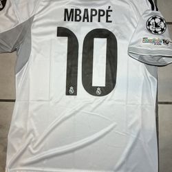 Real Madrid Home Kit 2025-2026