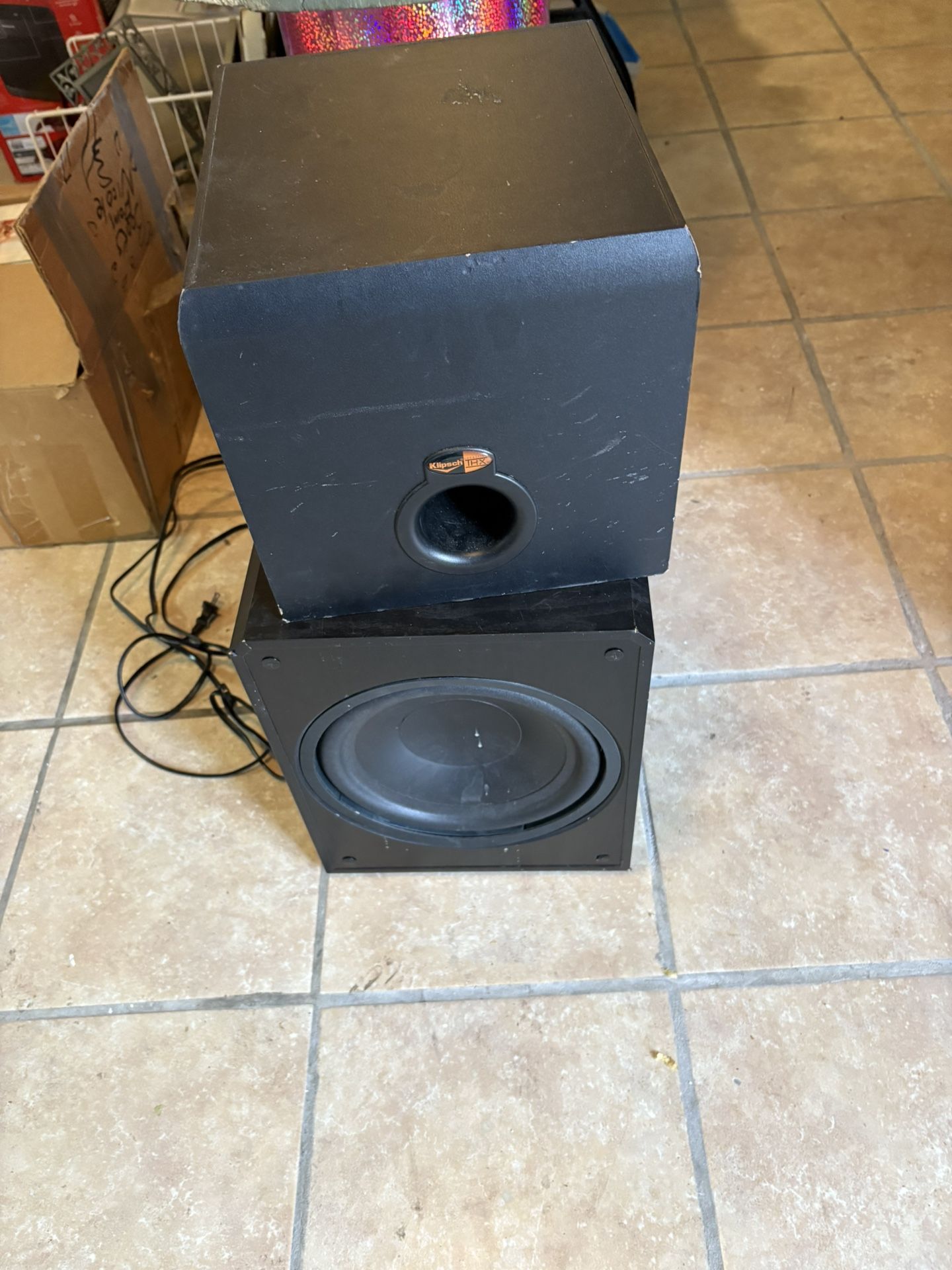 Definitive Technology Powerfield Subwoofer/Klispsch subwoofer, Awesome 