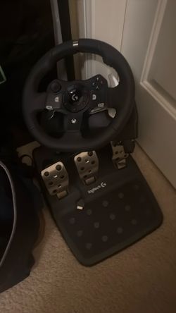 Logitech Racing wheel g923