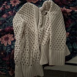 Macy’s Sweater For $10