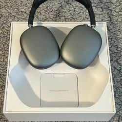 AirPods Max Space Gray