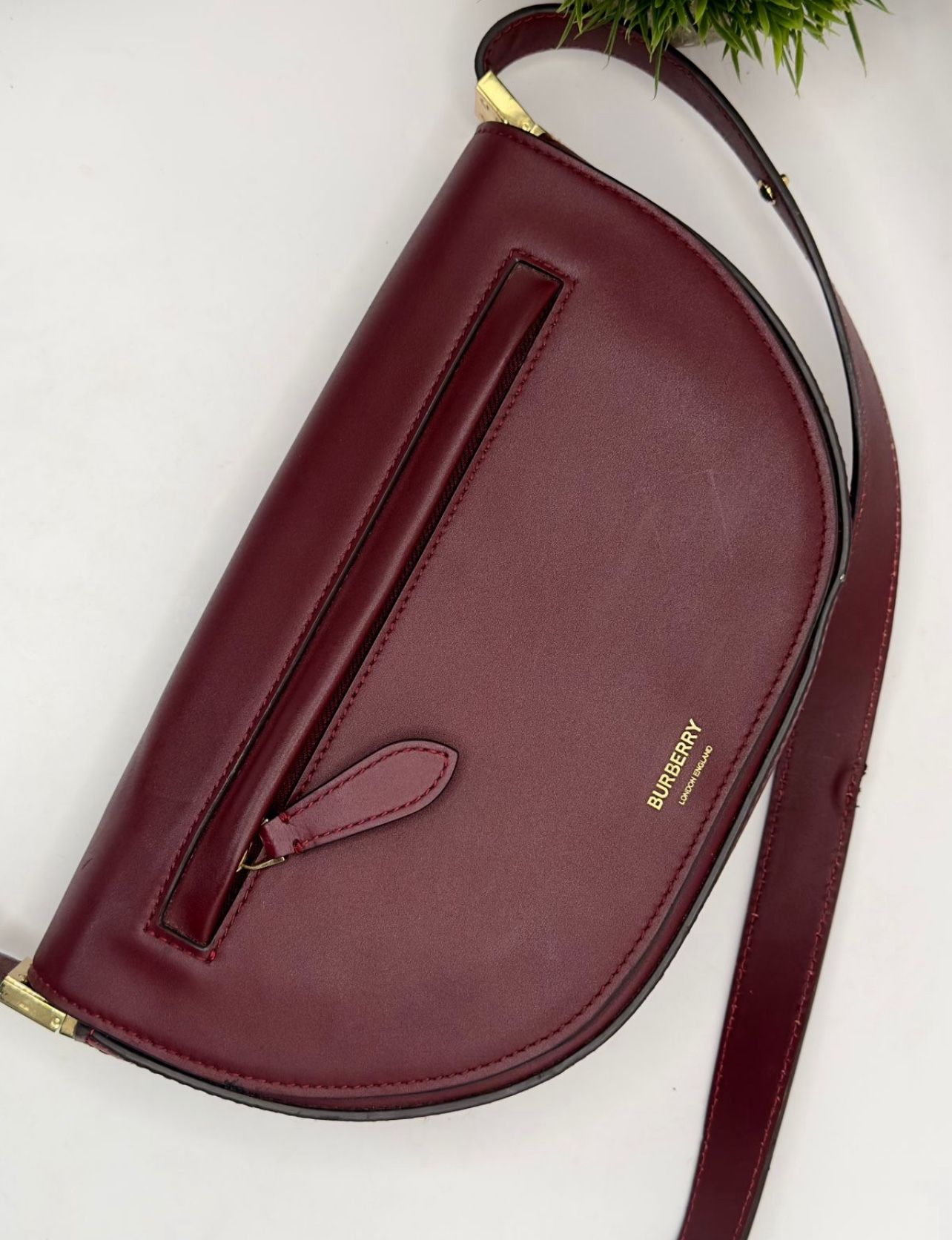 "Authentic Luxury Handbags: Original Designs, No Fakes"