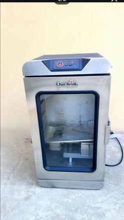 Charbroil Smoker Digital With Wifi/ Bluetooth Control