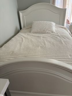 Full size bed and new mattress