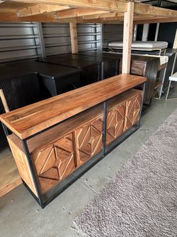 NEW Solid wood Console/Sofa table. (See all pictures)