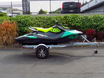 2019 Sea-Doo Spark Trixx™ 3-Up Rotax 900 H.O. Ace™ Ibr & Sound System
