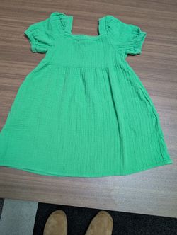Good Dress For Girls.  Size 4 Years.
