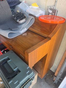 Acrosonic upright piano