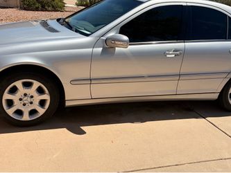 2005 Mercedes-Benz C-Class