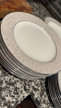 Fine china set