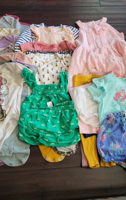 Baby Girl toddler clothes size: 24 months 31 PCs