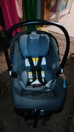 Graco SnugRide 35 LX car seat