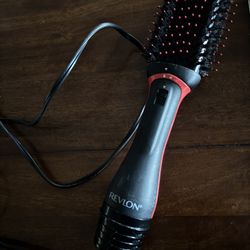 Revlon One Step Blow Dryer Brush 