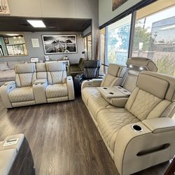 Ashleys‼️LEATHER Sofa/Loveseat✨