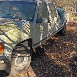 1999 Chevy 3500 Long bed