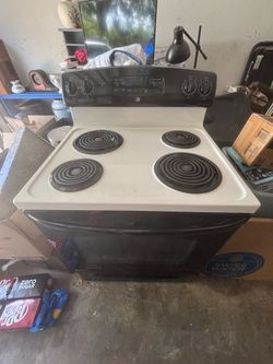Electric Coil Range