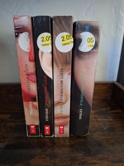 Scott Westerfield books