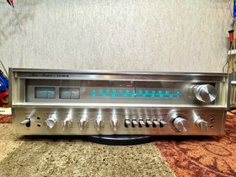 Mint Vintage Fisher RS-1058 Stereo Receiver