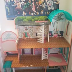 3 Story Doll House