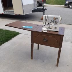 1950 Ward Zigzag Sewing Machine Works Good 