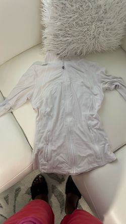 White Lululemon define jacket