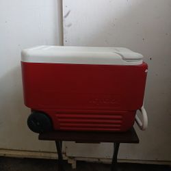 Igloo Wheelie Cooler