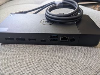 Unused Dell Docking Station Plus Charger