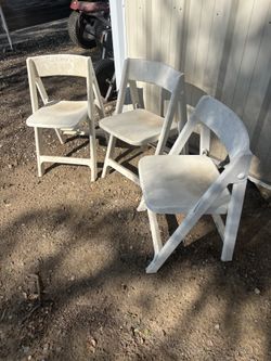 Set of 3 White Folding Chairs