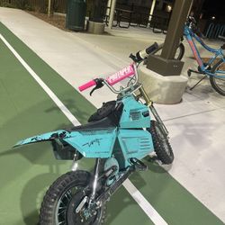250 E-bike  Goes 28 Mph 
