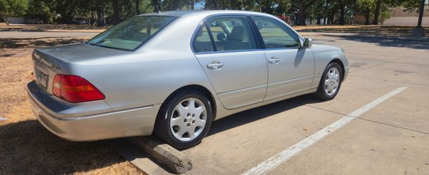 2003 Lexus LS 430