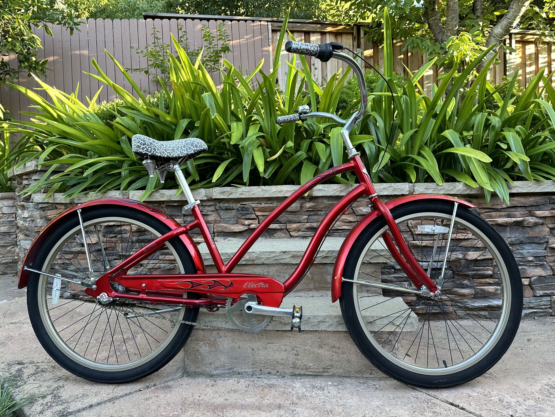 Electra Red Betty 3i Cruiser