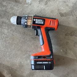 Black + Decker Drill w/ 12v Battery