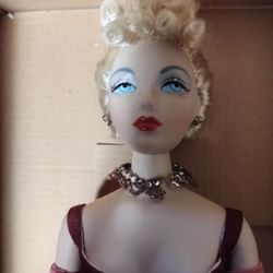 Ashton Drake GENE Doll In unforgettable Mint 
